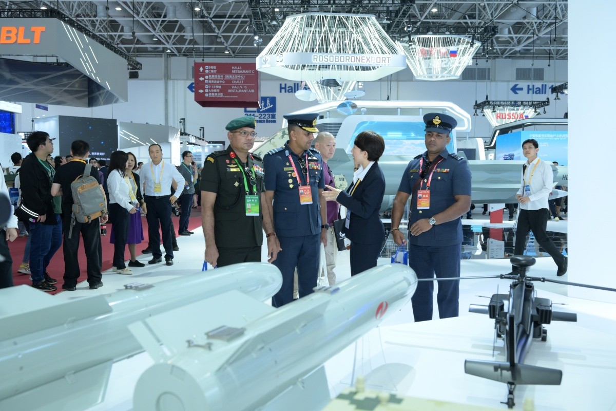 广东星空娱乐珠海航展首日精彩亮相，，，，展示“智造战斗力”-星空娱乐