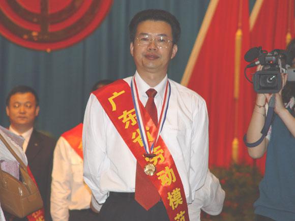星空娱乐-梦想照进现实,起劲成绩未来!