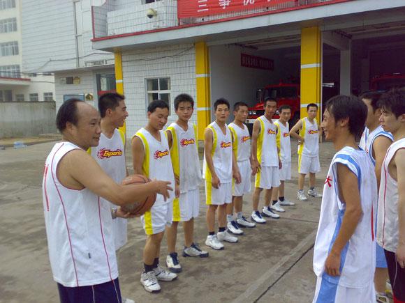 星空娱乐-梦想照进现实,起劲成绩未来!