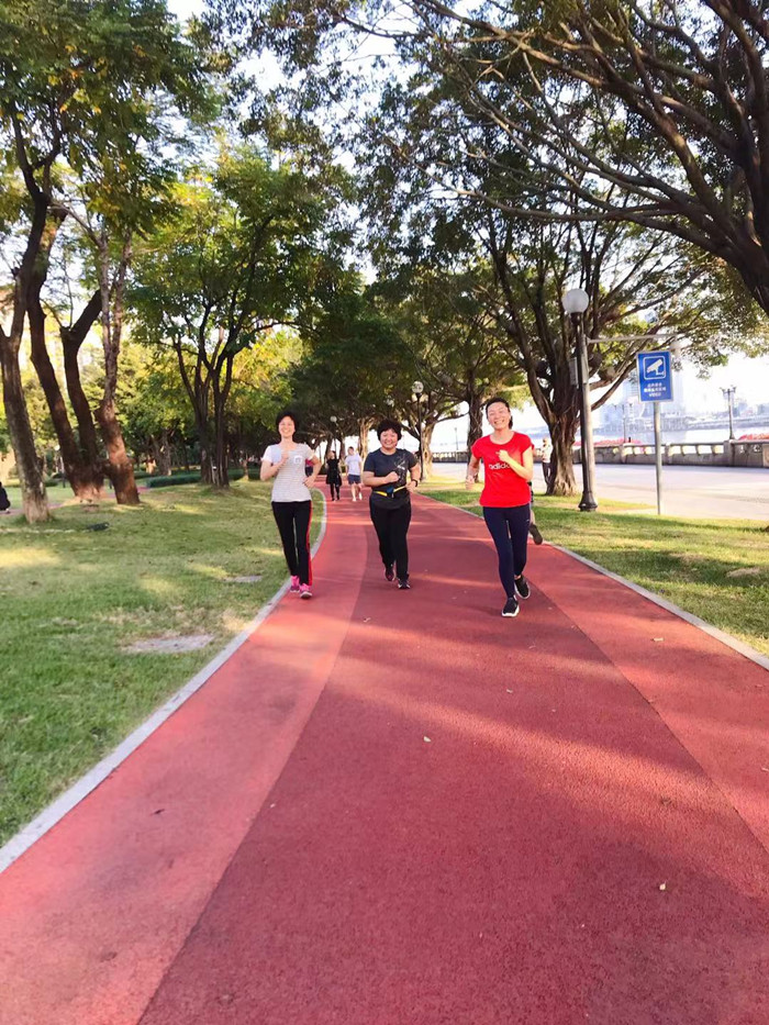 星空娱乐-梦想照进现实,起劲成绩未来!